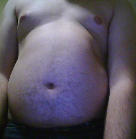 Belly_of_an_obese_teenage_boy